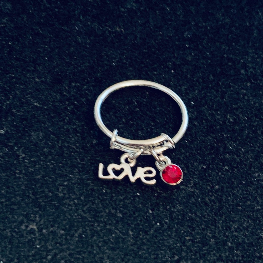 “Love” charm dangle ring with birthstone charm - Picture 2 of 8